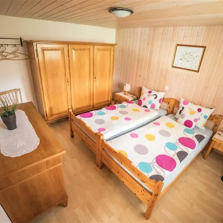 公寓 Christeli Appartement-fewo- Dusche Oder Bad- Wc 2-bettwohnung By Interhome